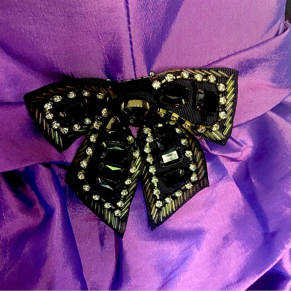 Missbella Dress - Picture 3 of 4